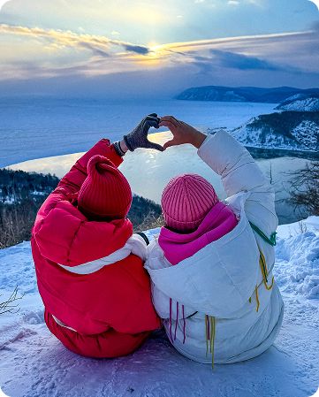 Мыс Дракона на Зимнем Байкале